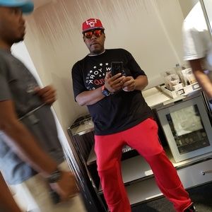 Meet your Posher, Deon